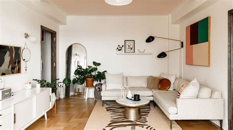 Online Furniture Store .